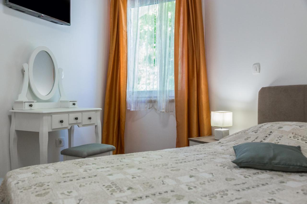 Apartman Porec Center Sea Apartment Екстериор снимка